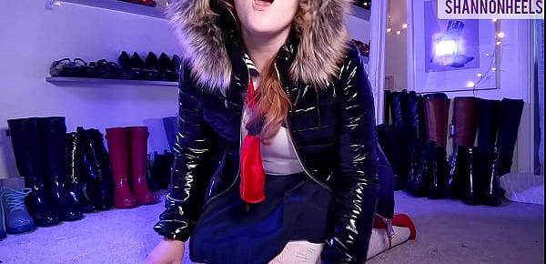  Fingered   Fucked Behind Bike Shed Sex Story - Shannon Heels